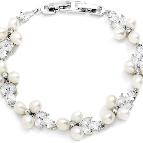 Pearl Bridal Bracelet, 7 1/8" Plus 1/2" Extender, Wedding, Prom for Women - Picture 1 of 5